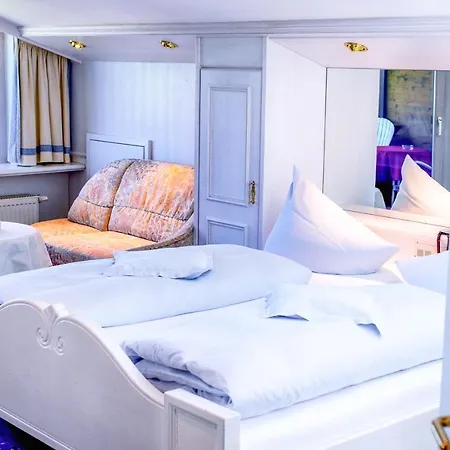 Ski- Und Aktivhotel Almhof Rupp 4* 리즐런