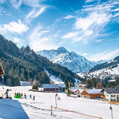 Ski- Und Aktivhotel Almhof Rupp 호텔 4*