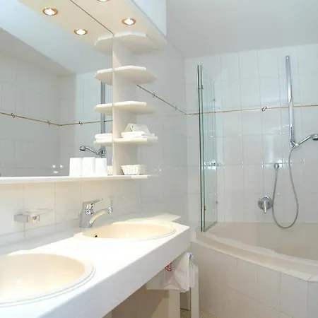 Ski- Und Aktivhotel Almhof Rupp Riezlern