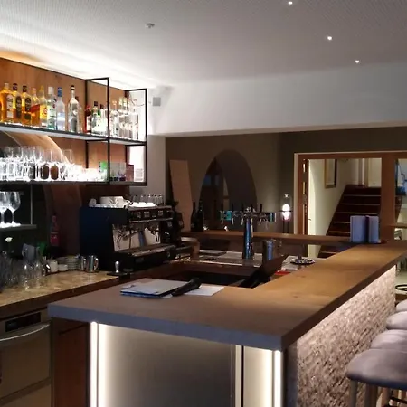 Ski- Und Aktivhotel Almhof Rupp 4*