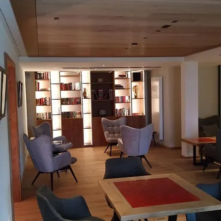 Ski- Und Aktivhotel Almhof Rupp 4*