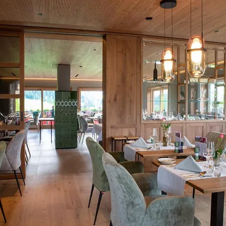 Ski- Und Aktivhotel Almhof Rupp