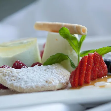 Ski- Und Aktivhotel Almhof Rupp 호텔