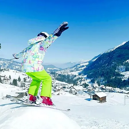 מלון Ski- Und Aktivhotel Almhof Rupp 4*