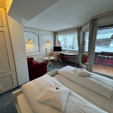 Ski- Und Aktivhotel Almhof Rupp 리즐런