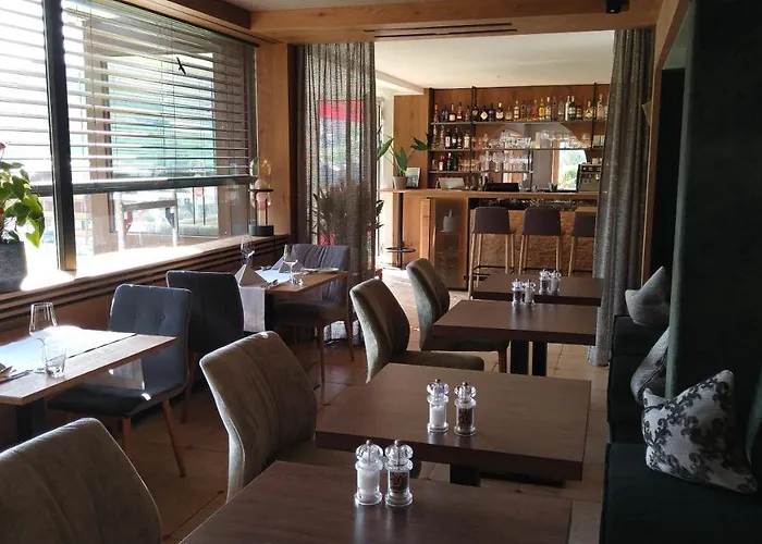 Ski- Und Aktivhotel Almhof Rupp 4*