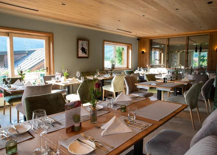 Ski- Und Aktivhotel Almhof Rupp 4*