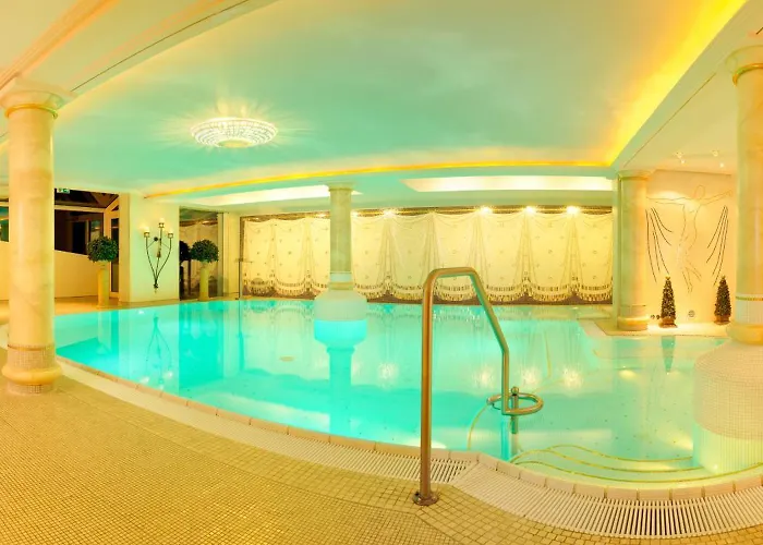 Ski- Und Aktivhotel Almhof Rupp Hotel